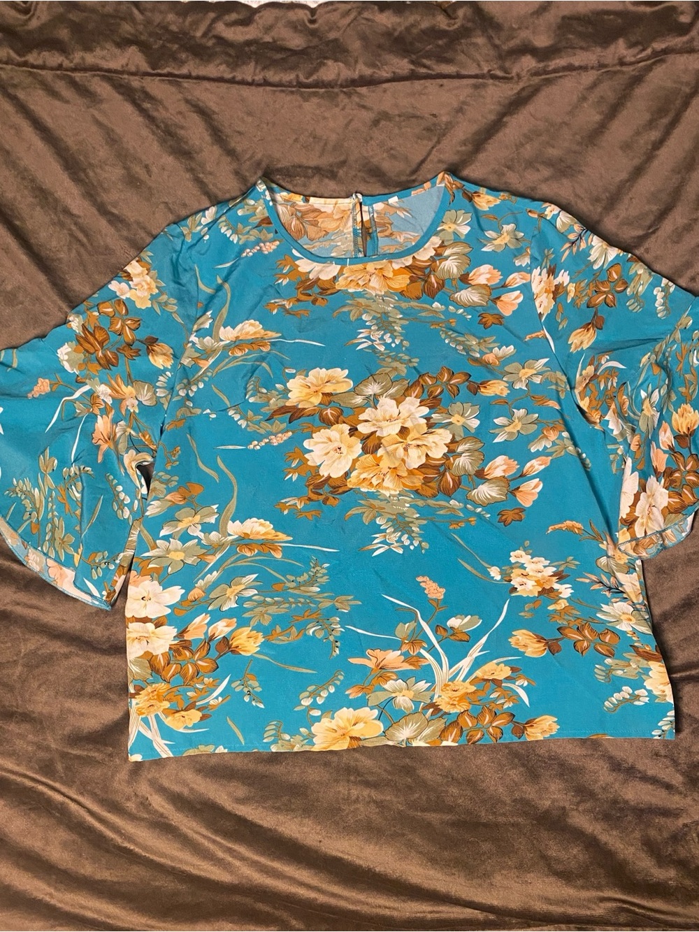 Floral Bell-Sleeve Top in Teal by
